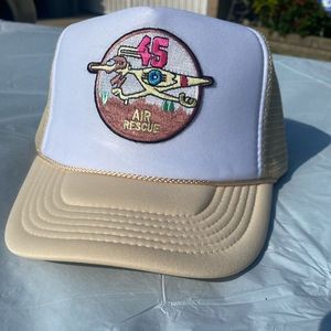 Trucker hat